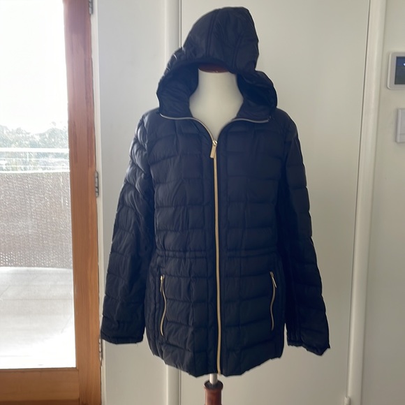 Michael Kors Black Puffer Zip Jacket - Picture 5 of 12